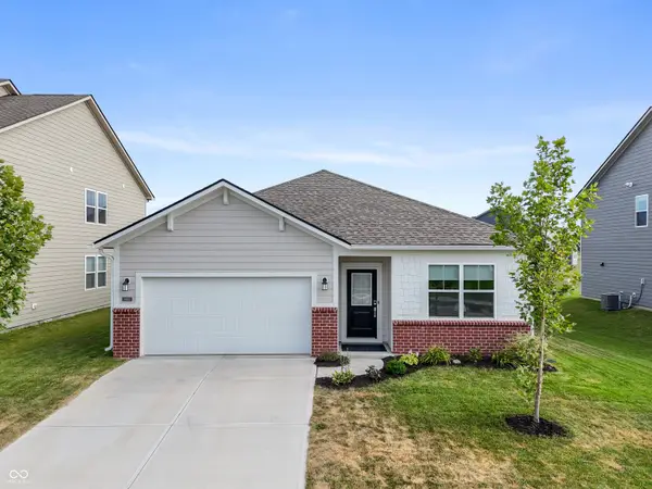 6950 Bauer Creek Court, Whitestown, IN 46075