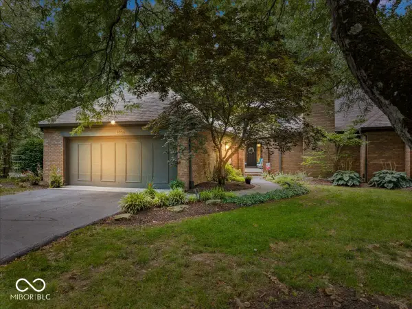 8550 Tree Top Drive #4, Indianapolis, IN 46260