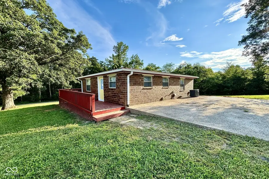 3139 W Water Tower Road, Salem, IN 47167 - #3