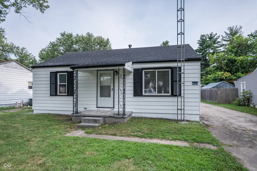 808 Ash Street, Seymour, IN 47274 - #2
