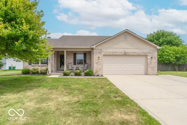 274 Pineview Drive, Mooresville, IN 46158