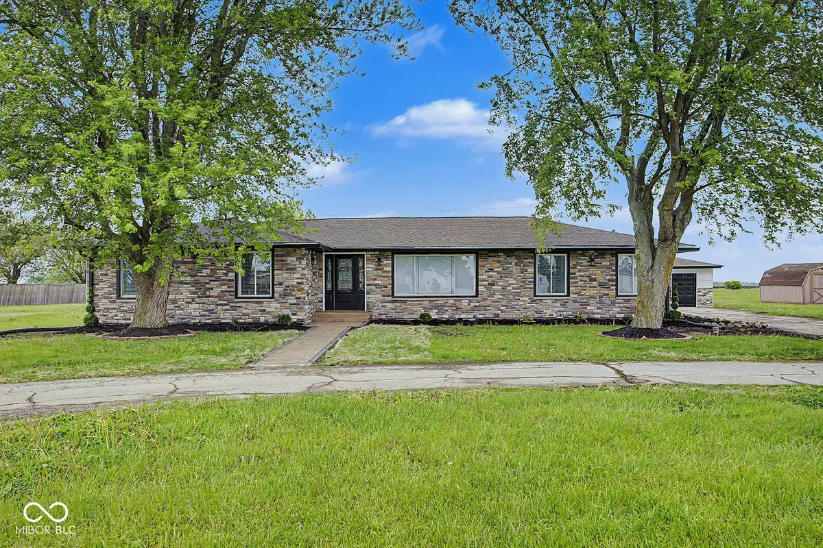 2612 E Michigantown Road, Frankfort, IN 46041 - #1