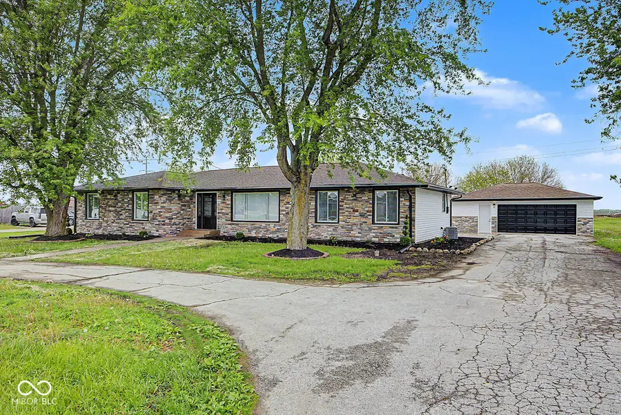 2612 E Michigantown Road, Frankfort, IN 46041 - #2