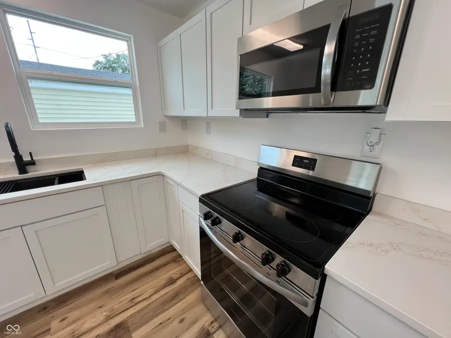 1933 S M Street, Elwood, IN 46036 - #3