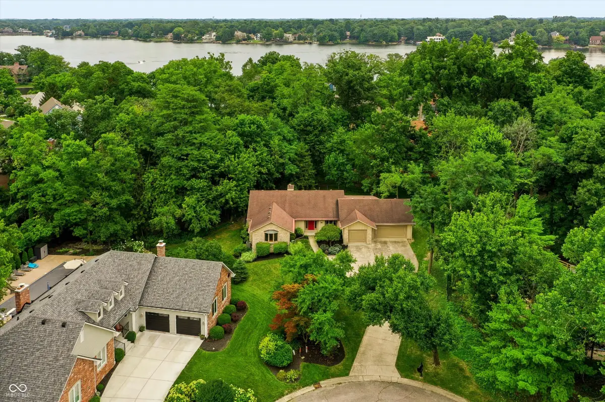 8537 Helmsman Circle, Indianapolis, IN 46256 - #1