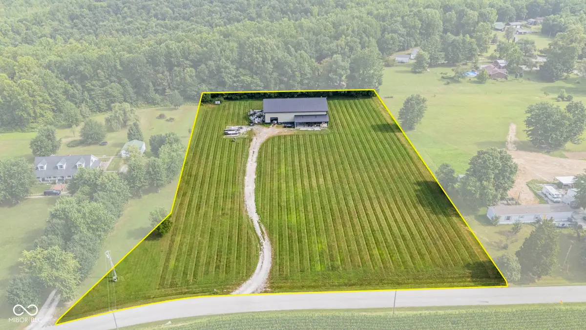 3932 W Thomastown Road, Scottsburg, IN 47170 - #1