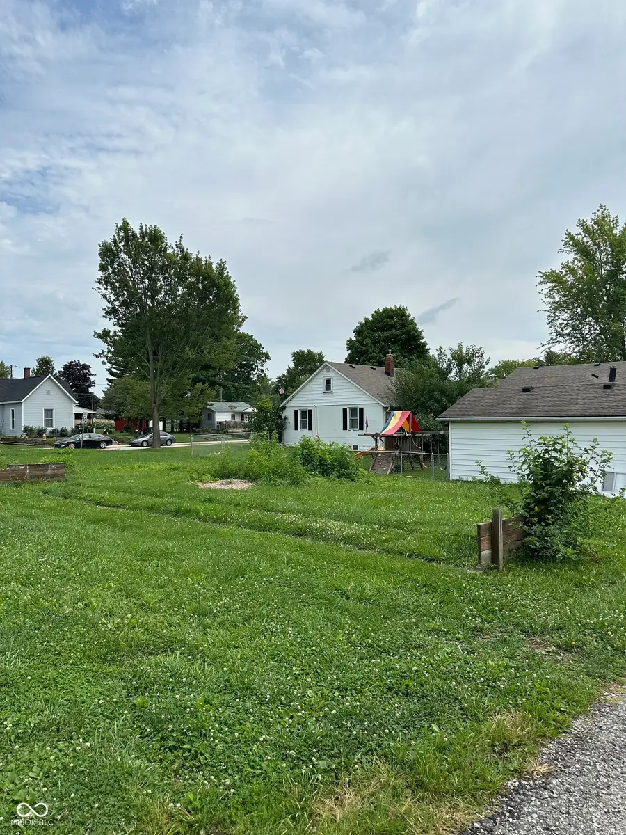 218 E Michigan Street, Fortville, IN 46040 - #2