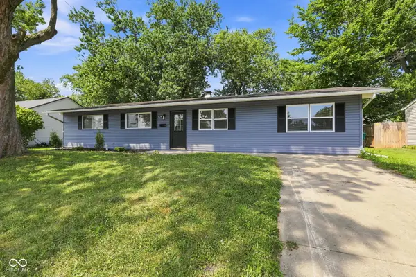 824 Longfellow Lane, Plainfield, IN 46168