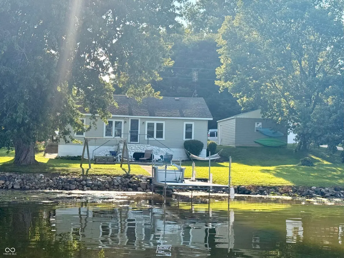 68 Ems R2b Lane, Pierceton, IN 46562 - #1