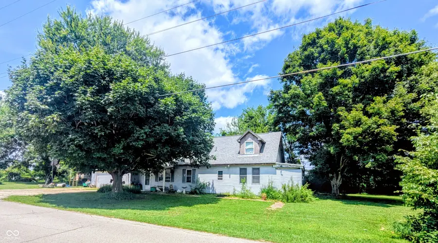2940 W Country Club Road, Connersville, IN 47331 - #2