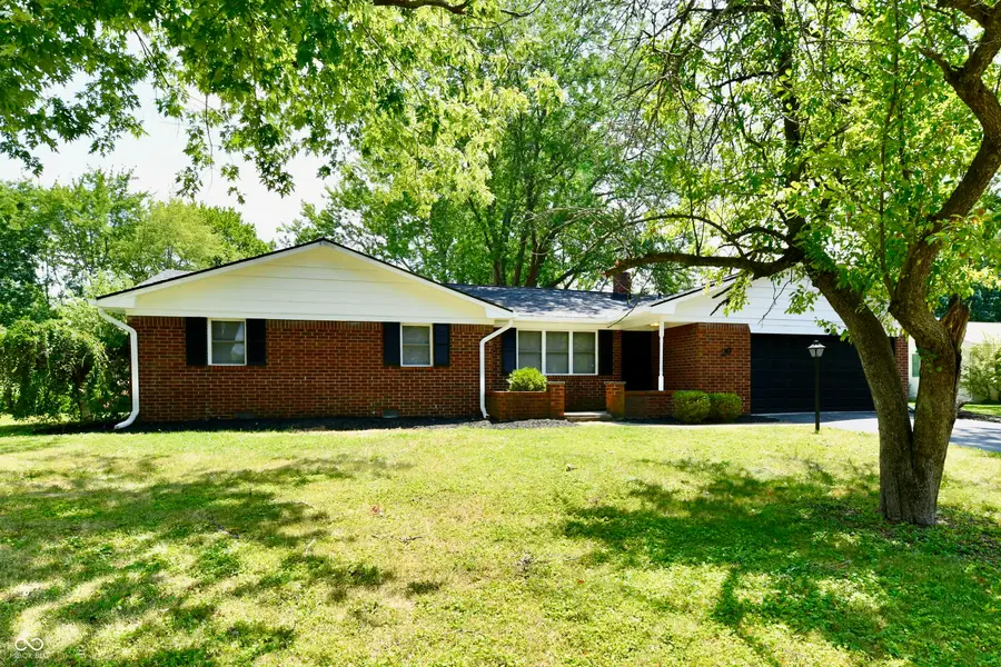 29 Parkwood Drive, Brownsburg, IN 46112 - #2
