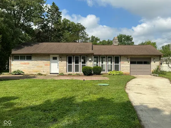 1816 Randall Court, Indianapolis, IN 46240