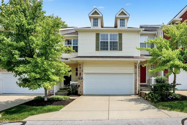 11455 Clay Hill Lane #UNIT 104, Fishers, IN 46037