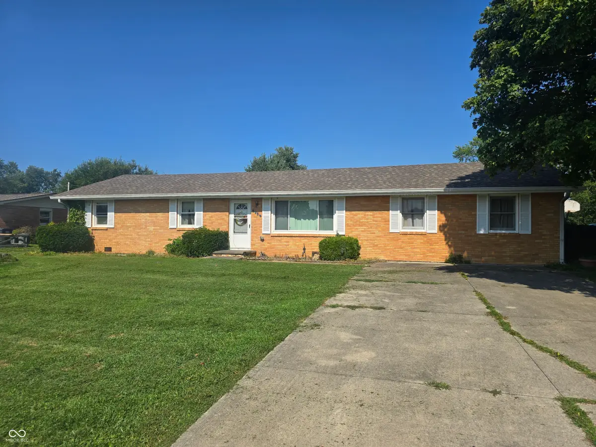8925 Walnut Street, Taylorsville, IN 47280 - #1