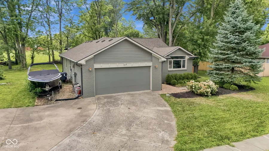 329 N East Street, Westfield, IN 46074 - #2