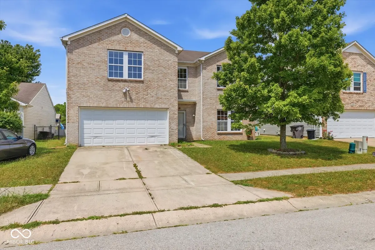 819 Highpointe Boulevard, Shelbyville, IN 46176 - #1