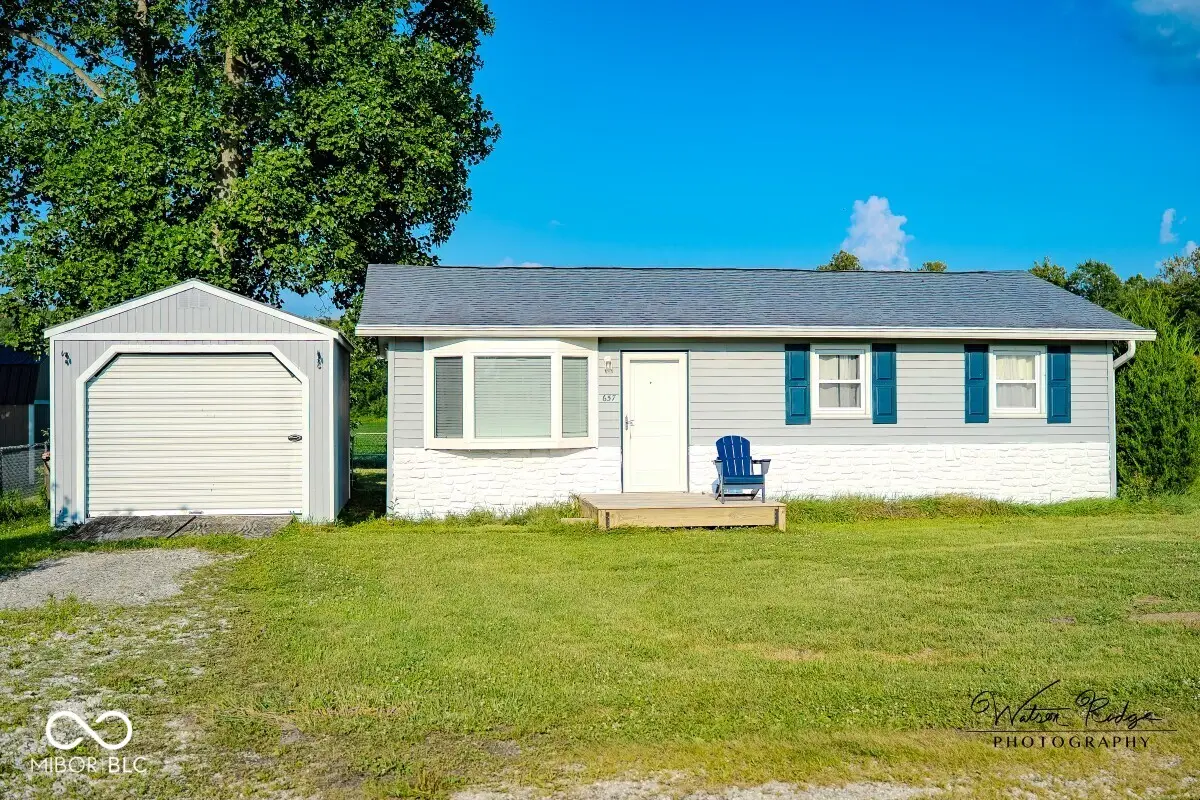 657 Clifty Drive, Columbus, IN 47201 - #1