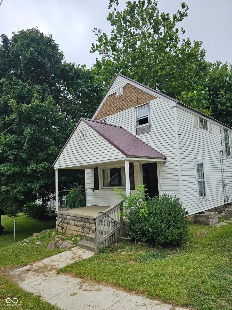 307 N Cross Street, Waveland, IN 47989 - #2