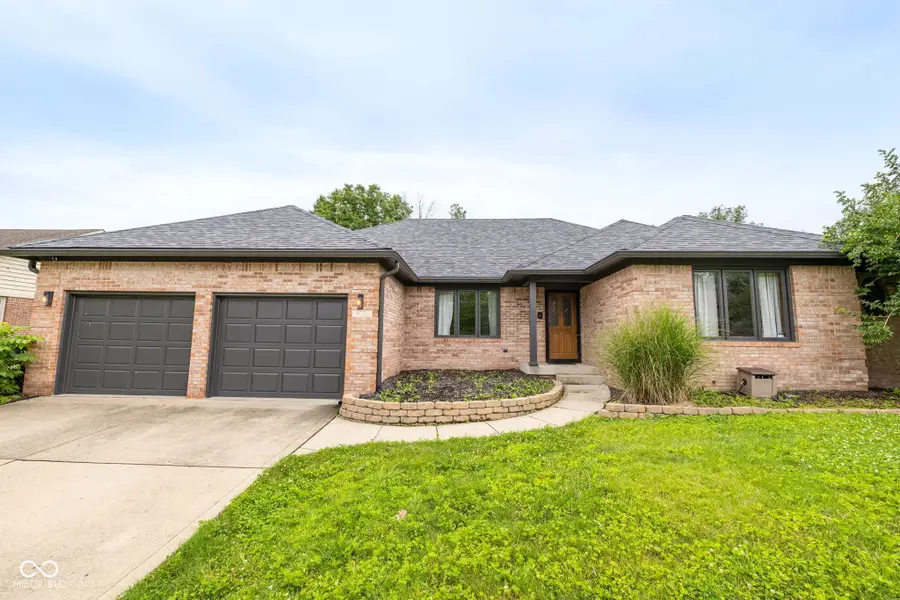 4731 Silver Springs Drive, Greenwood, IN 46142 - #2