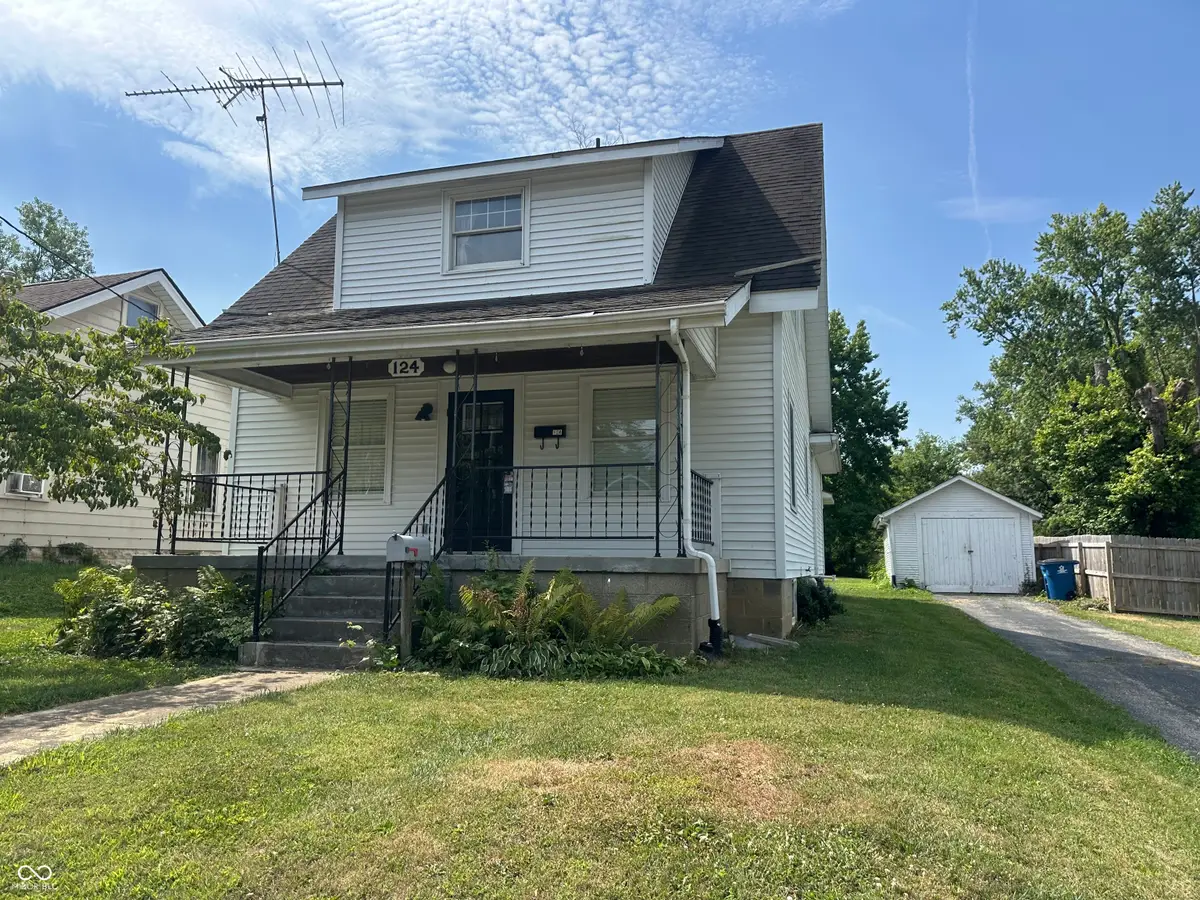 124 W Berry Street, Greencastle, IN 46135 - #1