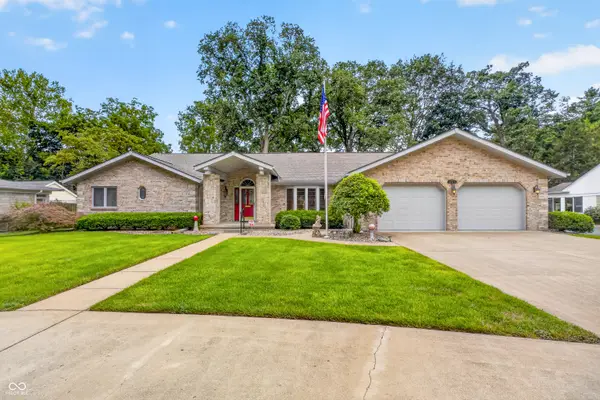 1023 Hawthorne Drive, Columbus, IN 47203