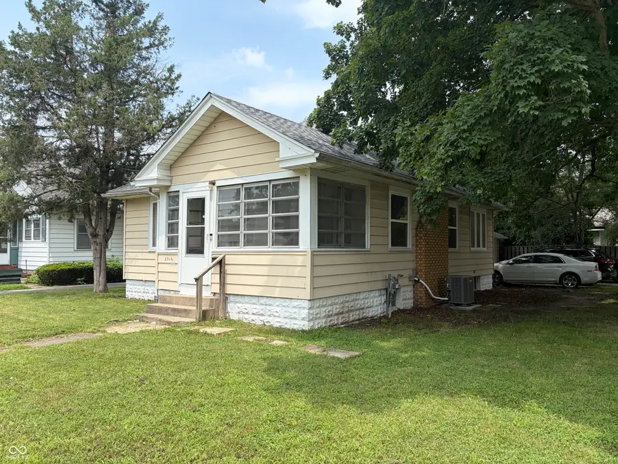 2016 Washington Avenue, Terre Haute, IN 47803 - #2