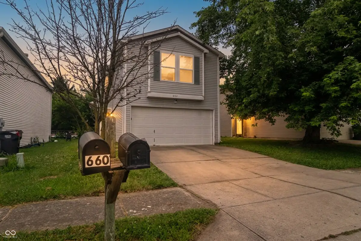 657 Fern Street, Greenfield, IN 46140 - #1