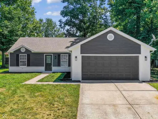 11418 Cherry Lake Circle, Indianapolis, IN 46235