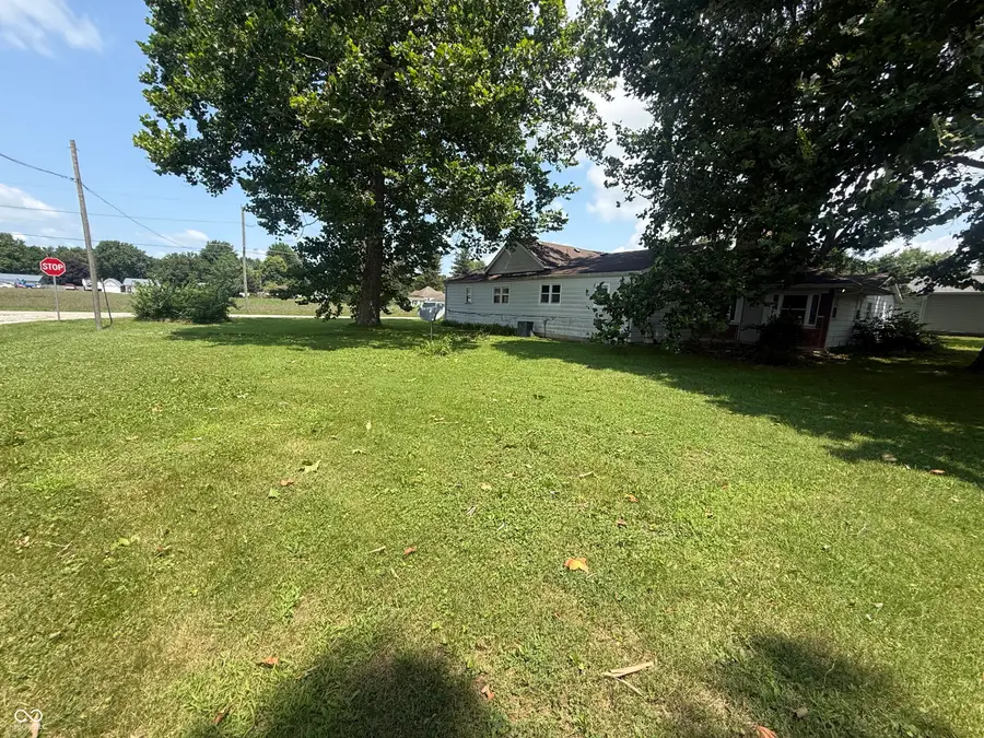 2705 S H Street, Elwood, IN 46036 - #3