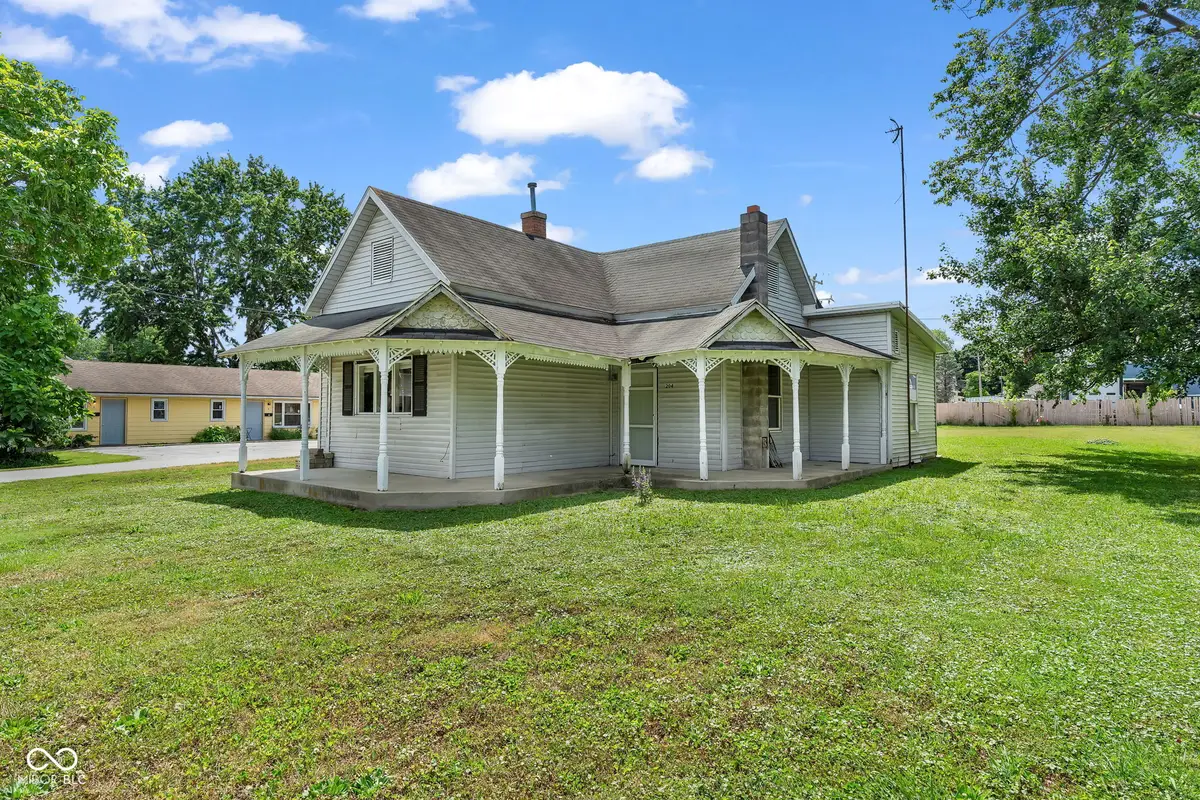 204 S Lafayette Street, Cloverdale, IN 46120 - #1