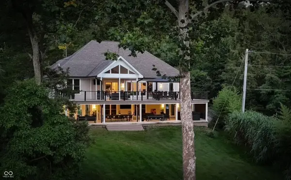 11911 W Grandview Drive, Columbus, IN 47201