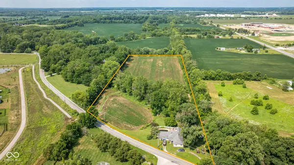 17428 Little Eagle Creek Avenue, Westfield, IN 46074