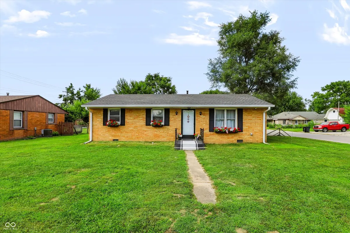 890 E Gray Street, Martinsville, IN 46151 - #1