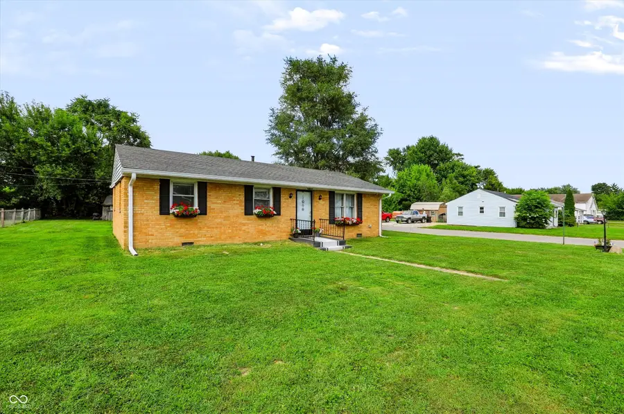890 E Gray Street, Martinsville, IN 46151 - #3