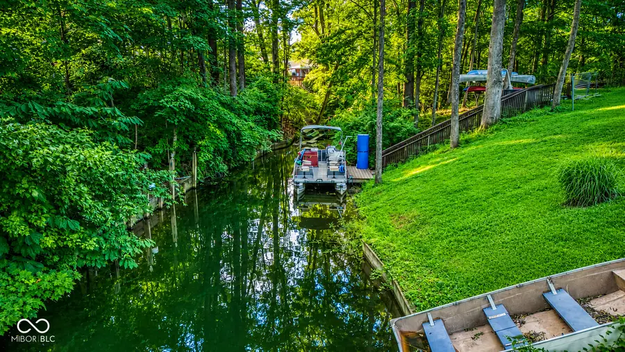 8608 S Providence Drive, Nineveh, IN 46164 - #2