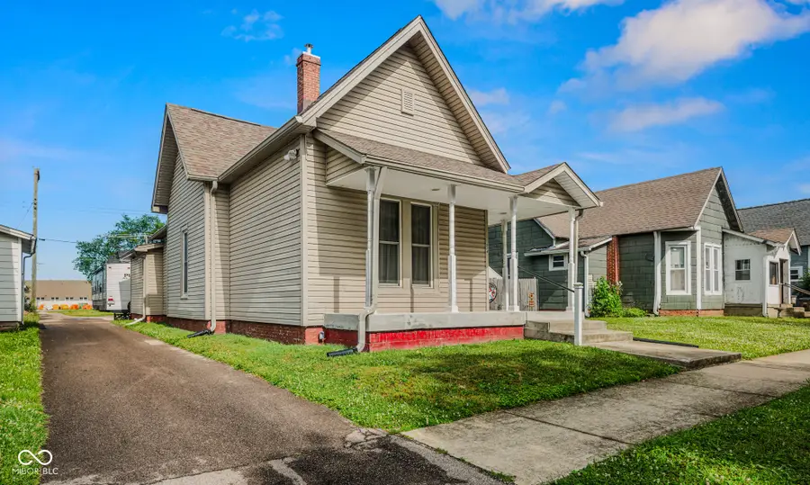 634 Hutchins Avenue, Columbus, IN 47201 - #2