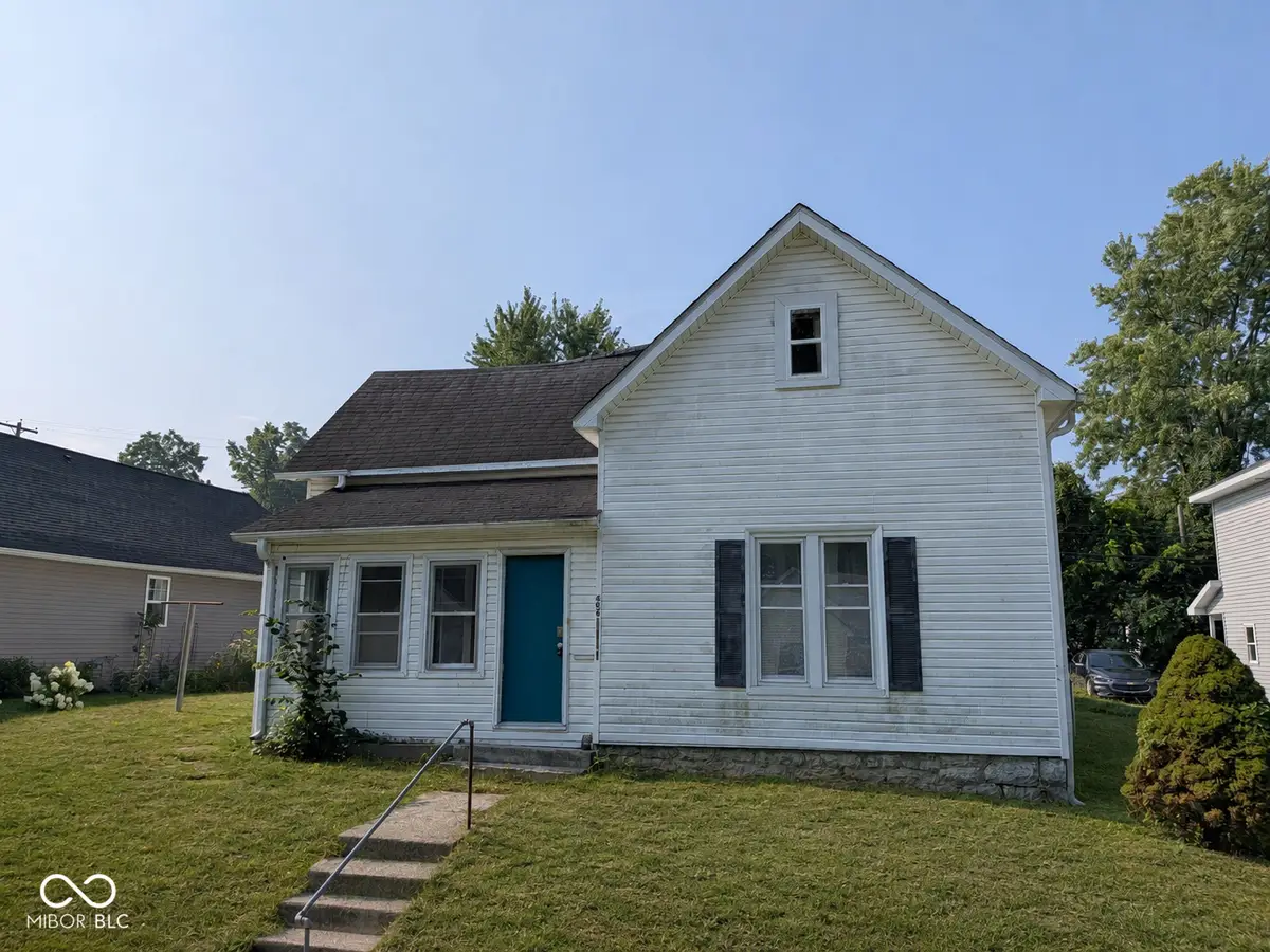 406 W Washington, Greencastle, IN 46135 - #1