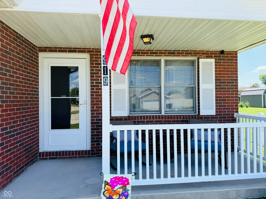 919 E Central Avenue, Greensburg, IN 47240 - #2