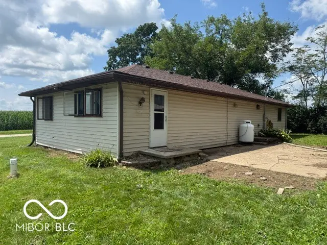 5650 E County Road 950 N, Mooreland, IN 47360 - #2