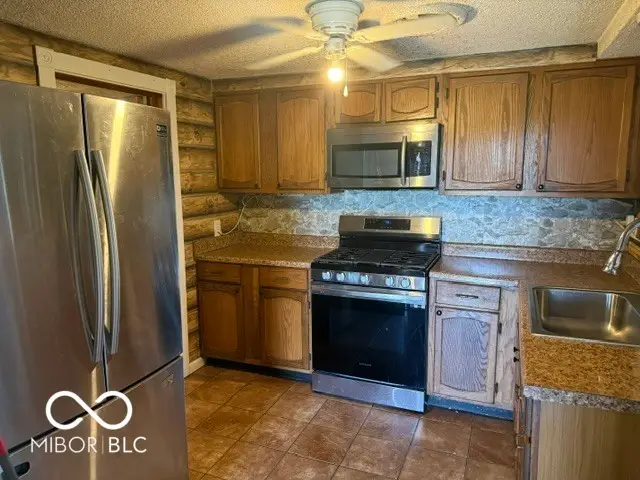 5650 E County Road 950 N, Mooreland, IN 47360 - #3