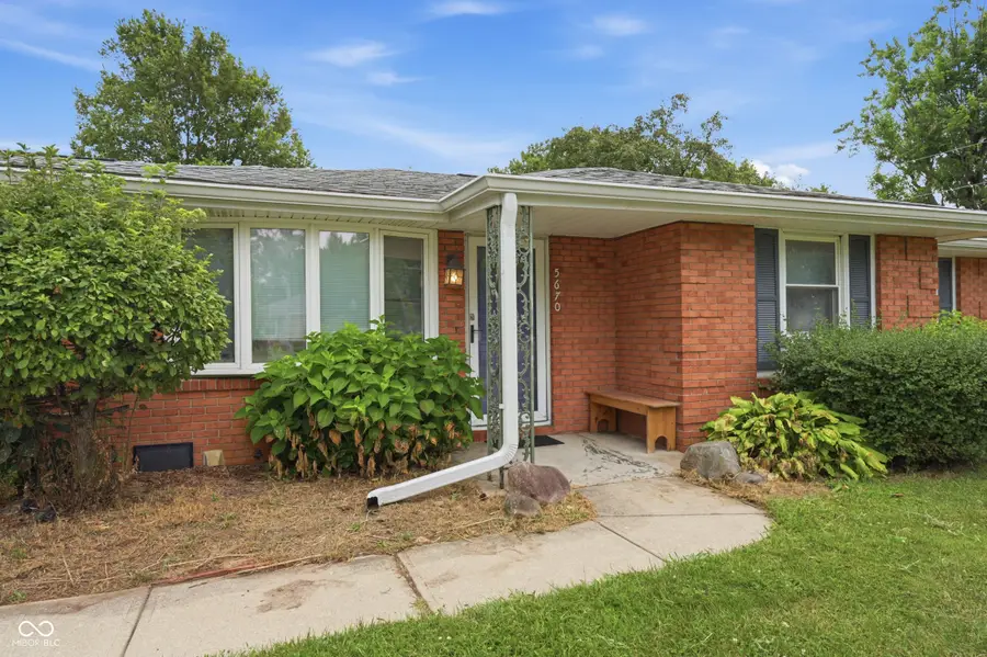 5670 S Rowena Court, Pendleton, IN 46064 - #3