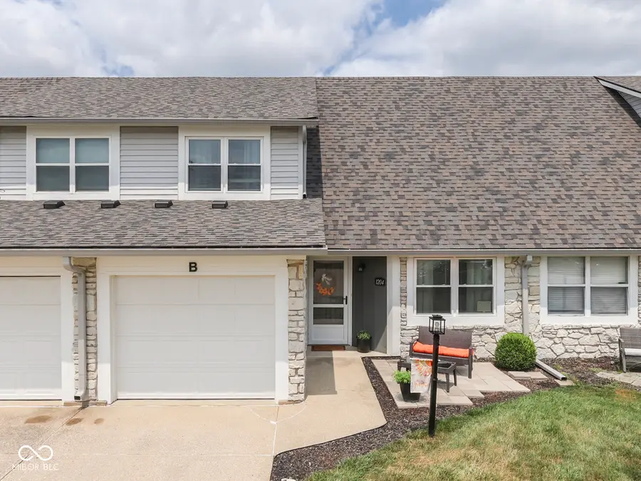 1204 N Paradise Way N #B, Greenwood, IN 46143 - #2