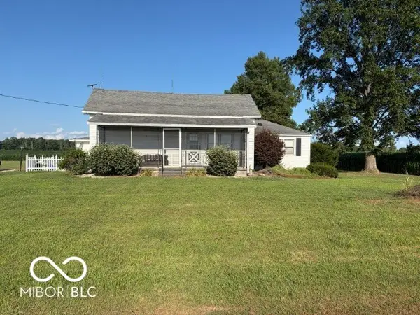3284 N Henderson, Rushville, IN 46173