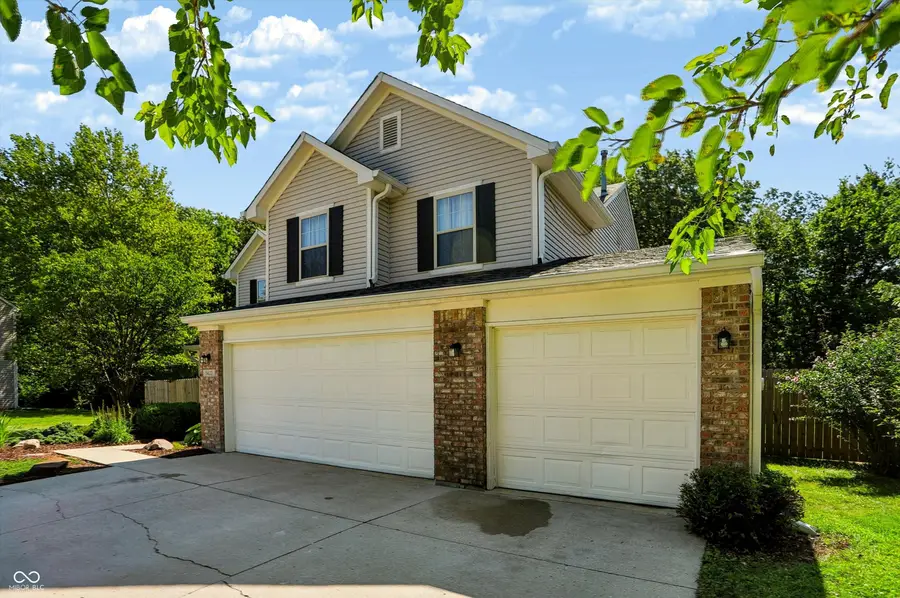 5423 Mesa Verde Drive, Indianapolis, IN 46237 - #3