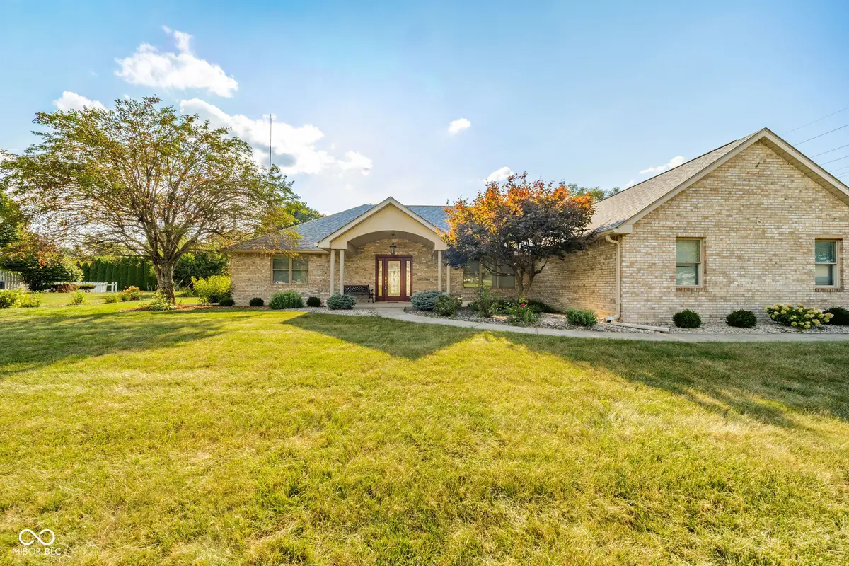 807 Spring Valley Drive, Anderson, IN 46011 - #1