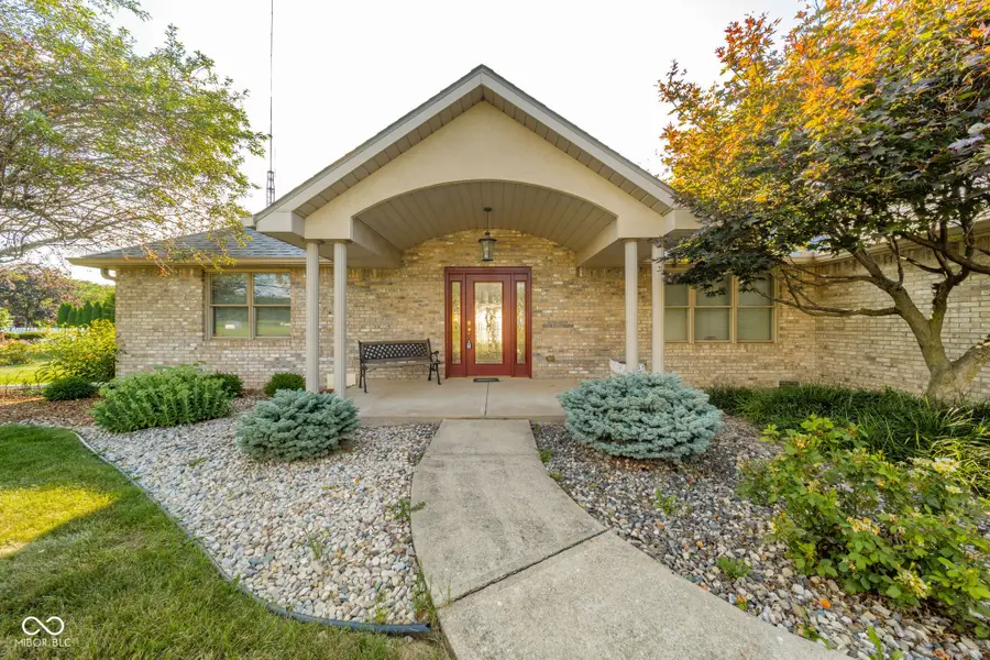 807 Spring Valley Drive, Anderson, IN 46011 - #3