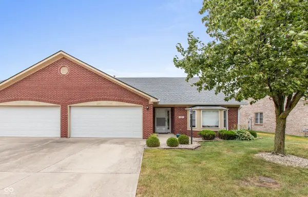 225 Waterford Court, Avon, IN 46123