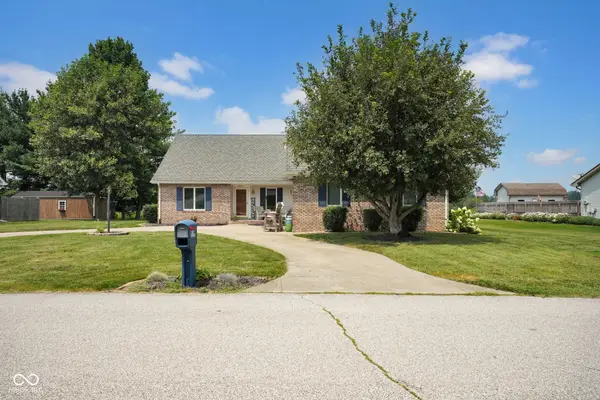 8816 Rainier Road, Seymour, IN 47274