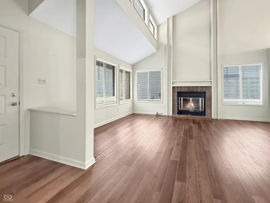670 Carya Square, Columbus, IN 47201 - #3