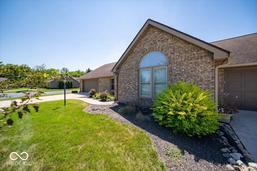 6601 W Talamore Court, Yorktown, IN 47396 - #2